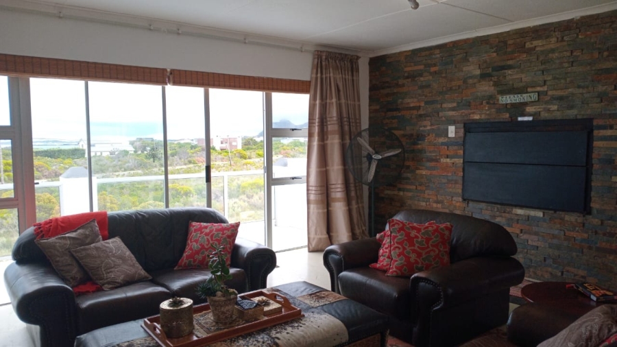 4 Bedroom Property for Sale in Bettys Bay Western Cape